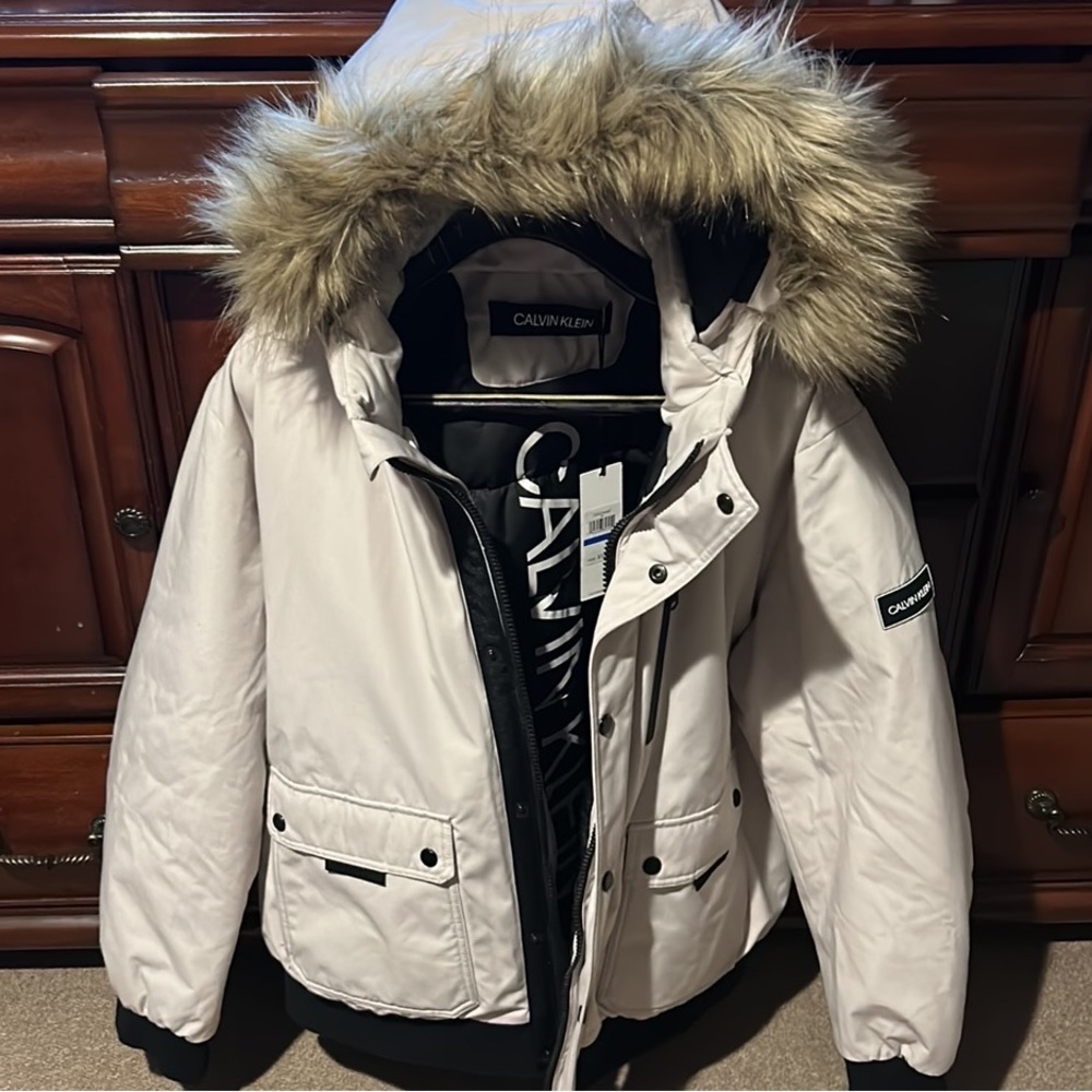 🦁 Calvin Klein Jacket - Picture 4 of 9